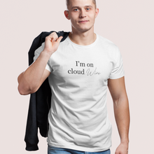Laden Sie das Bild in den Galerie-Viewer, I&#39;m on cloud wine - T-Shirt Herren