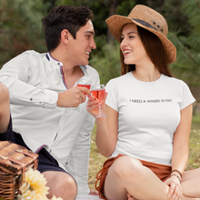 Laden Sie das Bild in den Galerie-Viewer, Winery in Italy - T-Shirt Damen