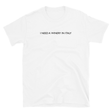 Laden Sie das Bild in den Galerie-Viewer, Winery in Italy - T-Shirt Damen