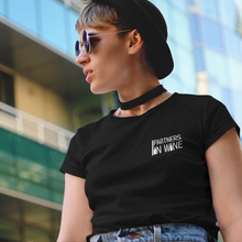 Laden Sie das Bild in den Galerie-Viewer, Partners in wine - T-Shirt Damen