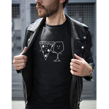 Laden Sie das Bild in den Galerie-Viewer, Pizza- und Weinliebe - T-Shirt Herren