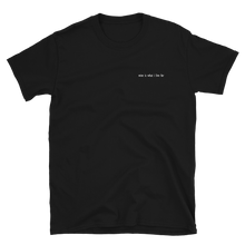 Laden Sie das Bild in den Galerie-Viewer, Wine is what I live for - T-Shirt Herren