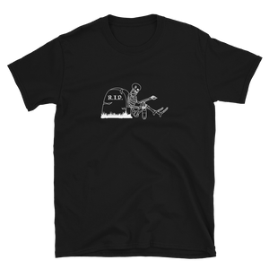 R.I.P. mit Wein - T-Shirt Herren