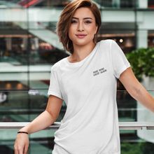 Laden Sie das Bild in den Galerie-Viewer, Make wine great again - T-Shirt Damen