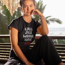 Laden Sie das Bild in den Galerie-Viewer, Girls just wanna have wine - T-Shirt Damen